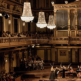 Anne-Sophie Mutter & Mutter’s Virtuosi - 60 Years of Passion for the Violin from the Wiener Musikverein