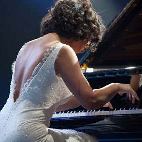 Khatia Buniatishvili in Kiev, Mussorgsky - Pictures at an Exhibition