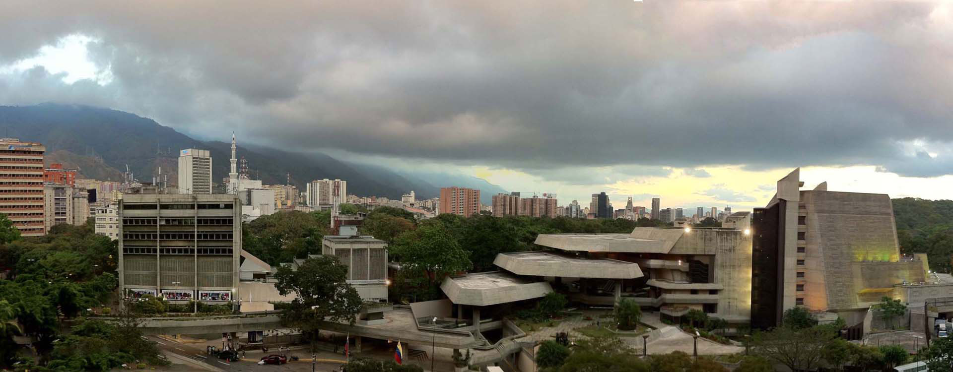 LA Phil Live from Caracas: Symphony for a Thousand