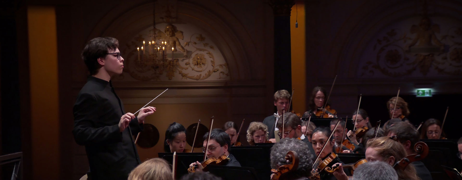 Tarmo Peltokoski Conducts Mahler's Titan